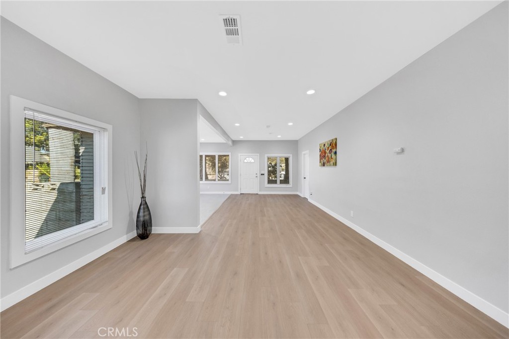 404 East Kingsley Avenue Pomona, CA 91767 - Photo 12 of 48