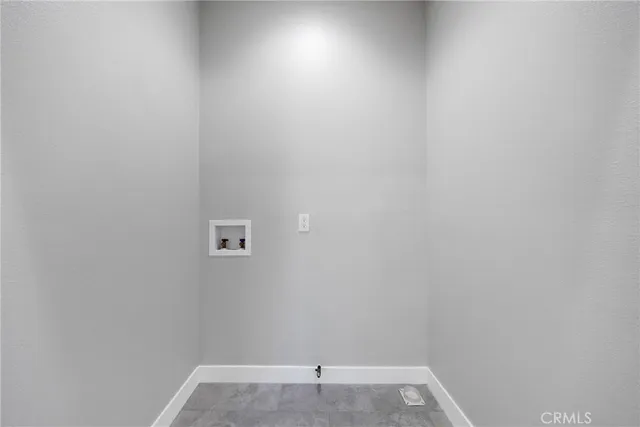 $989,000 | 404 East Kingsley Avenue, Pomona, CA 91767