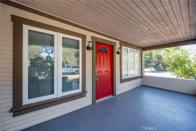 $989,000 | 404 East Kingsley Avenue, Pomona, CA 91767