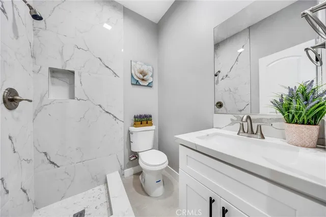 $989,000 | 404 East Kingsley Avenue, Pomona, CA 91767