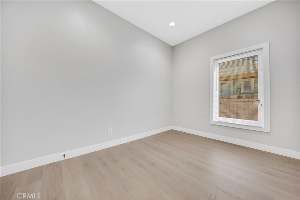 404 East Kingsley Avenue Pomona, CA 91767 - Photo 34 of 48