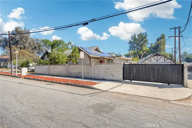 $989,000 | 404 East Kingsley Avenue, Pomona, CA 91767