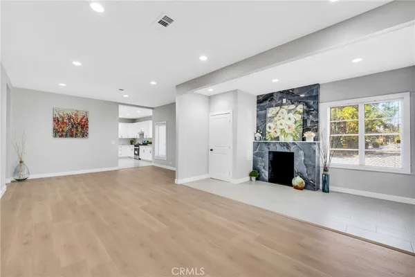 $880,000 | 404 East Kingsley Avenue, Pomona, CA 91767