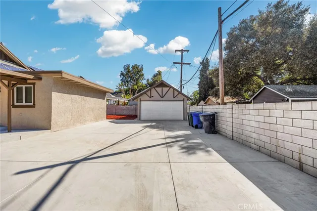 $989,000 | 404 East Kingsley Avenue, Pomona, CA 91767