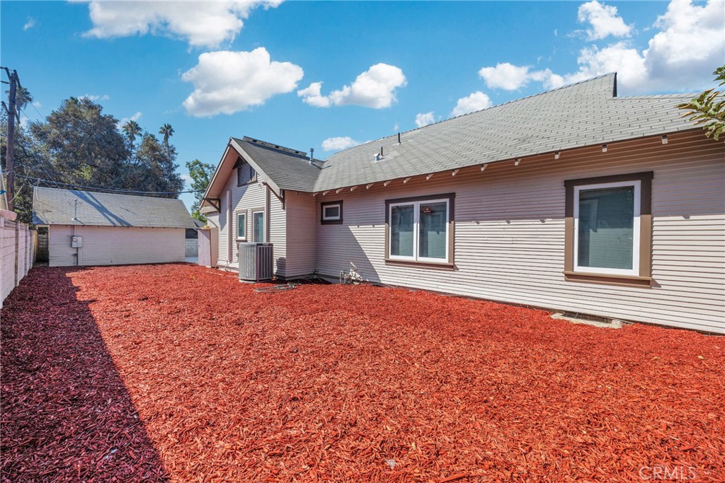 404 East Kingsley Avenue Pomona, CA 91767 - Photo 46 of 48