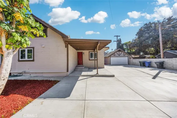 $880,000 | 404 East Kingsley Avenue, Pomona, CA 91767