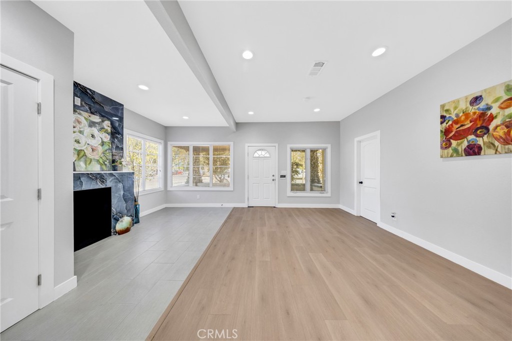 404 East Kingsley Avenue Pomona, CA 91767 - Photo 10 of 48