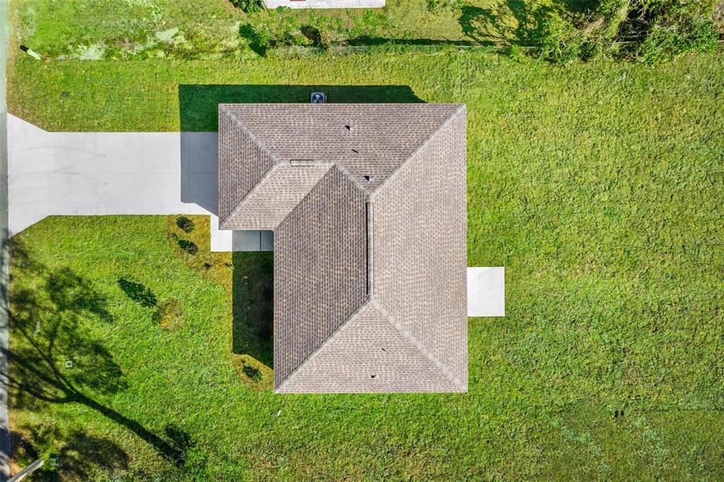 2011 Edgewood Avenue Leesburg, FL 34748 - Photo 43 of 44 an aerial view of a house