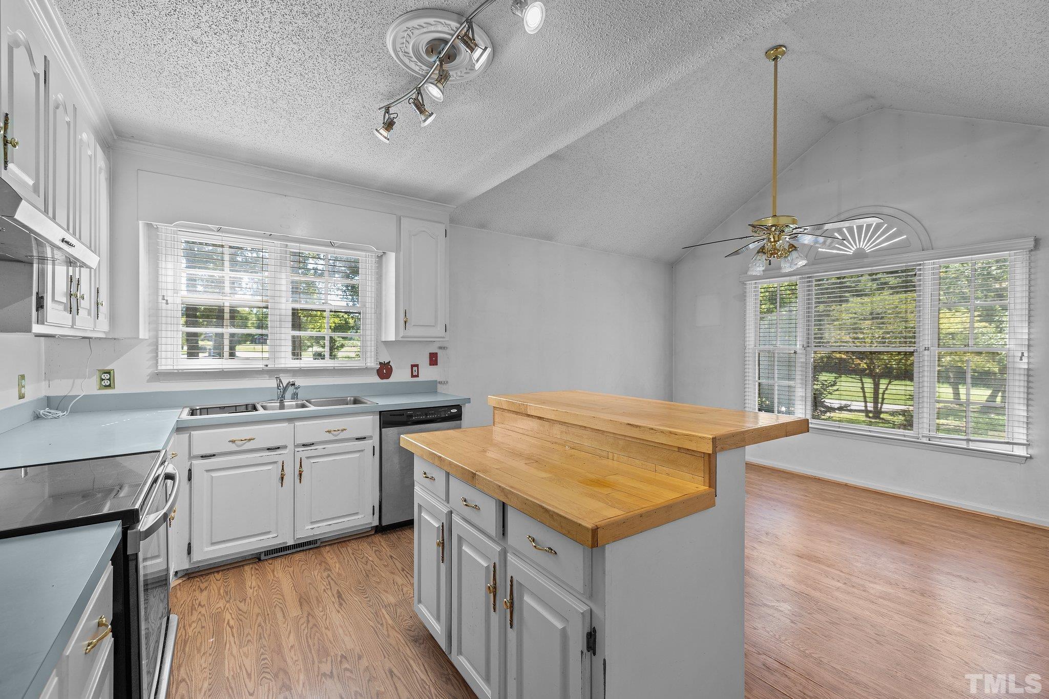 3008 Cornwallis Road Garner, NC 27529 - Photo 5 of 20 Gallery Image 5