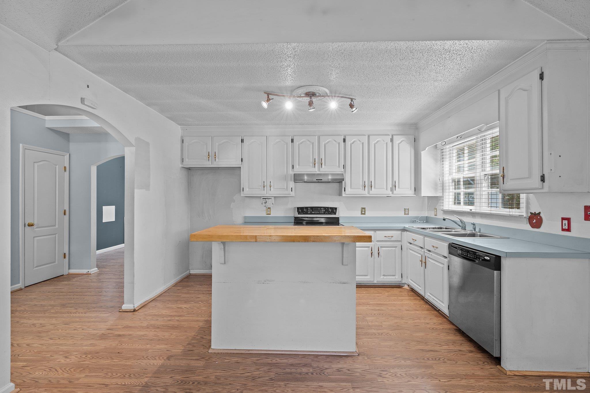 3008 Cornwallis Road Garner, NC 27529 - Photo 6 of 20 Gallery Image 6