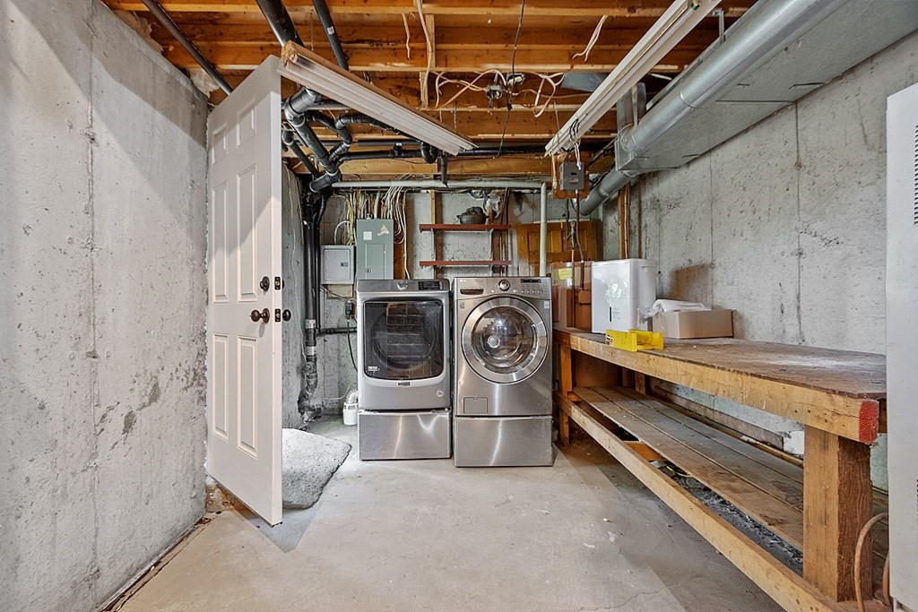 444 Old Dana Road Barre, MA 01005 - Photo 31 of 39 a utility room with dryer and washer