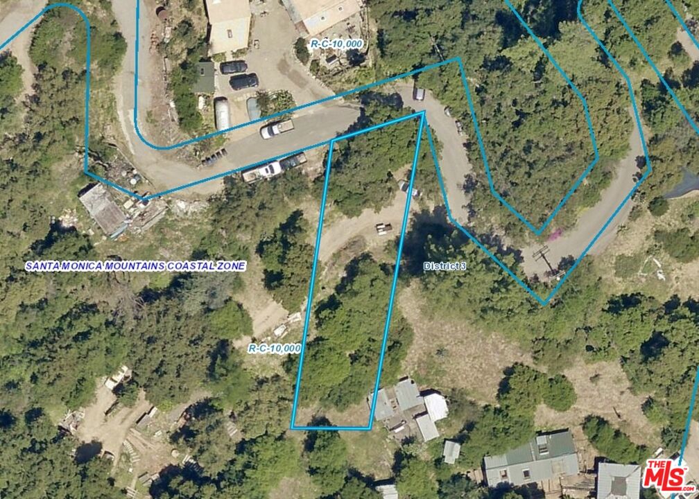 21190 Summit Road Topanga, CA 90290 - Photo 15 of 17 view of a lake view