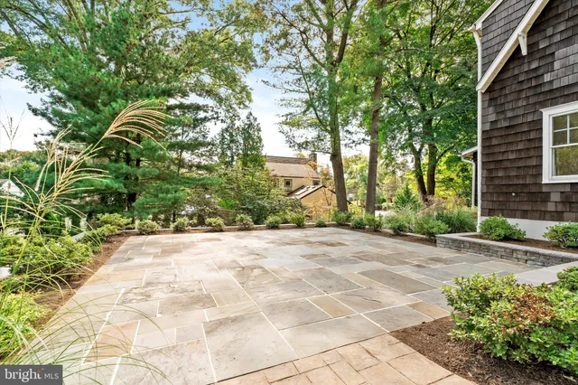 a view of a entrance gate of a house