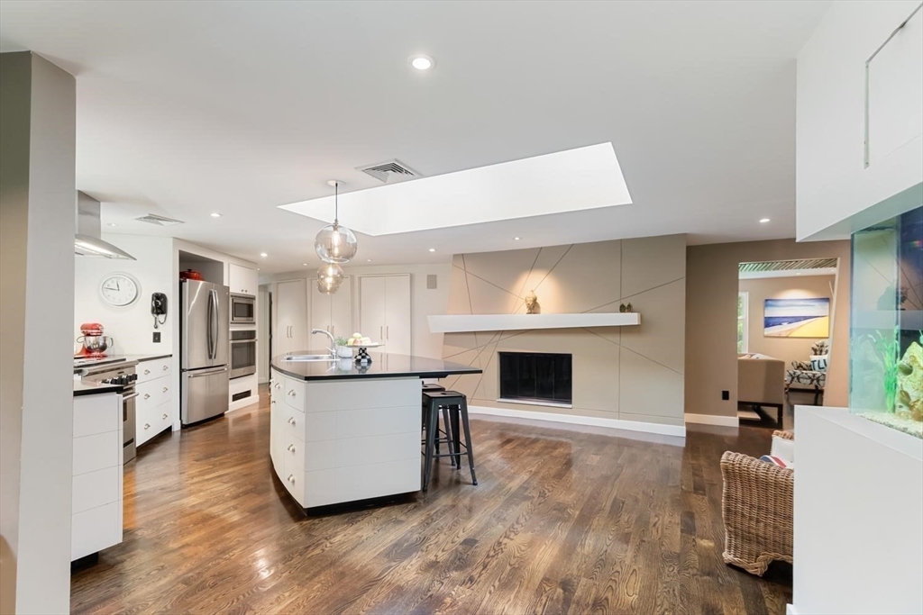 27 Wood Ridge Road Weston, MA 02493 - Photo 10 of 30