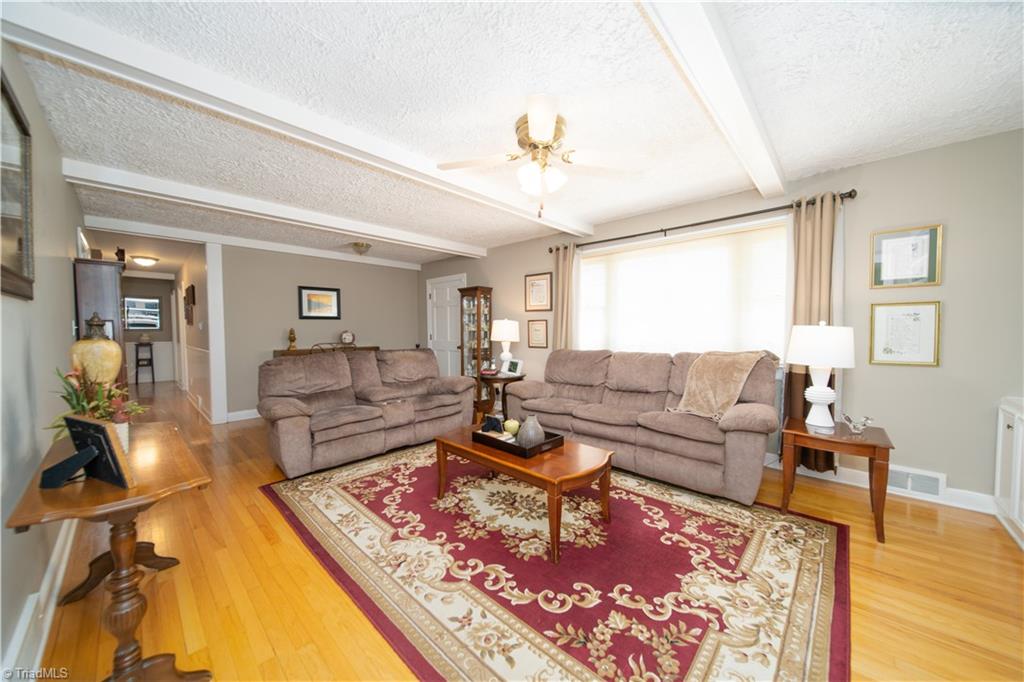 184 Meadowview Road Lexington, NC 27295 - Photo 4 of 40 Gallery Image 4