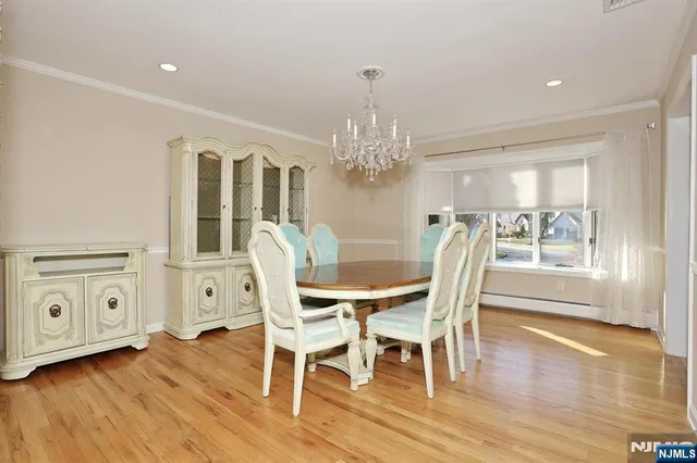 $1,500,000 | 602 Mill Run, Paramus, NJ 07652