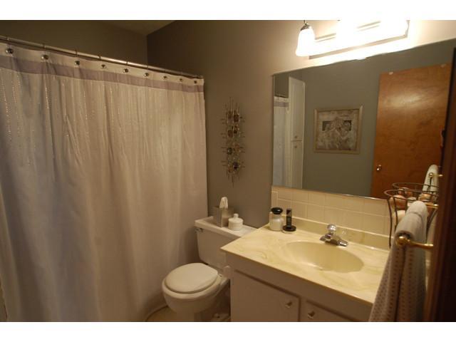 5571 Linworth Road Columbus, OH 43235 - Photo 21 of 25 Gallery Image 21