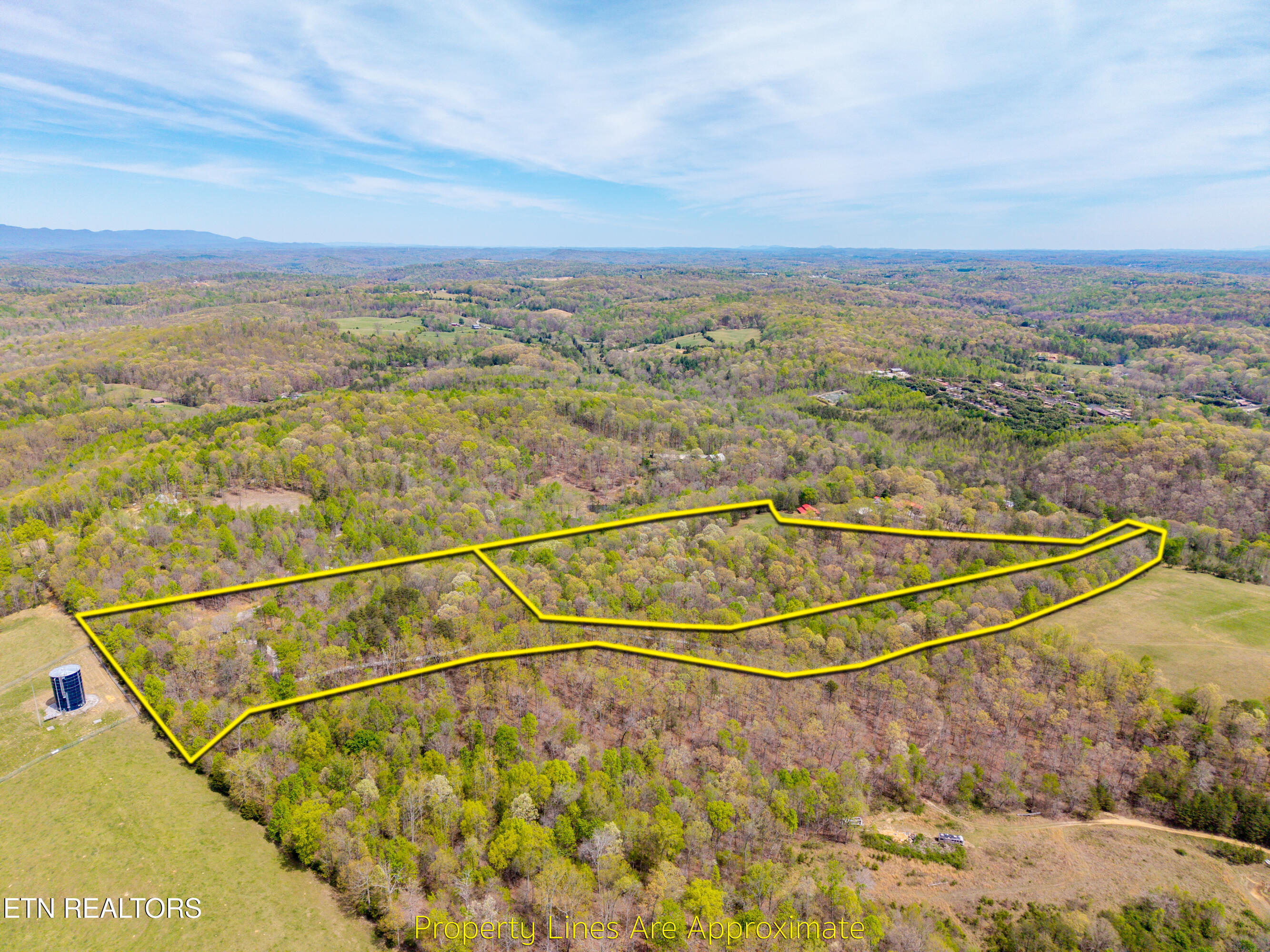 702 Dogwood Valley Road Kingston, TN 37763 - Photo 42 of 47 702DogwoodValleyRd-66