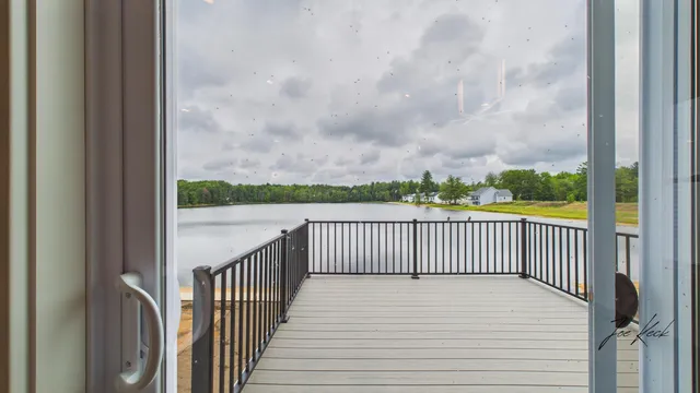 $434,900 | 1550 Wilson Road, Norton Shores, MI 49456