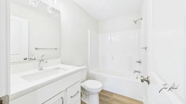 $434,900 | 1550 Wilson Road, Norton Shores, MI 49456