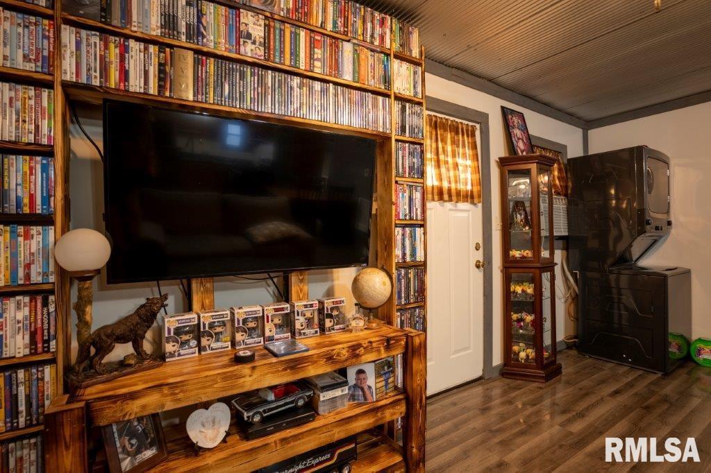 757 Witwer Road Winchester, IL 62694 - Photo 11 of 60