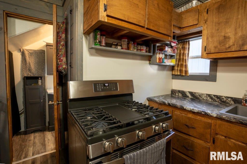 757 Witwer Road Winchester, IL 62694 - Photo 3 of 60