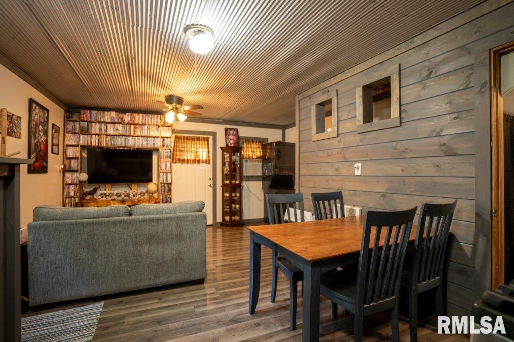 757 Witwer Road Winchester, IL 62694 - Photo 7 of 60