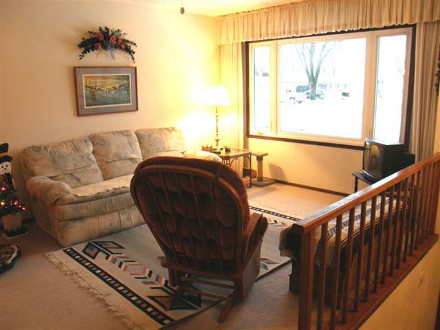 309 West Spring Street Eldridge, IA 52748 - Photo 3 of 5 Gallery Image 3