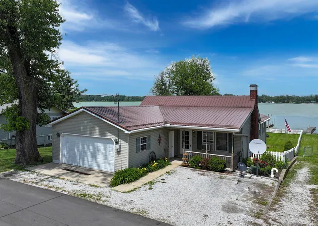 $299,900 | 1199 North Main Street, Kewanna, IN 46939