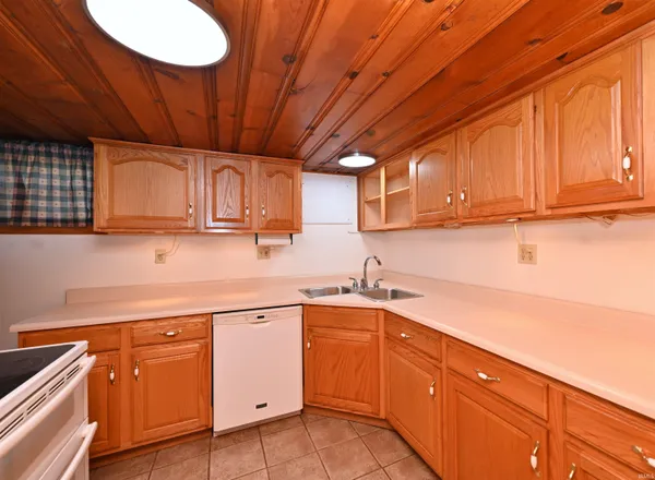 $299,900 | 1199 North Main Street, Kewanna, IN 46939