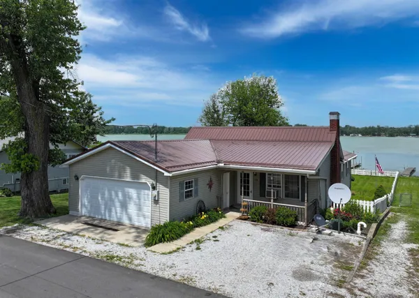 $299,900 | 1199 North Main Street, Kewanna, IN 46939