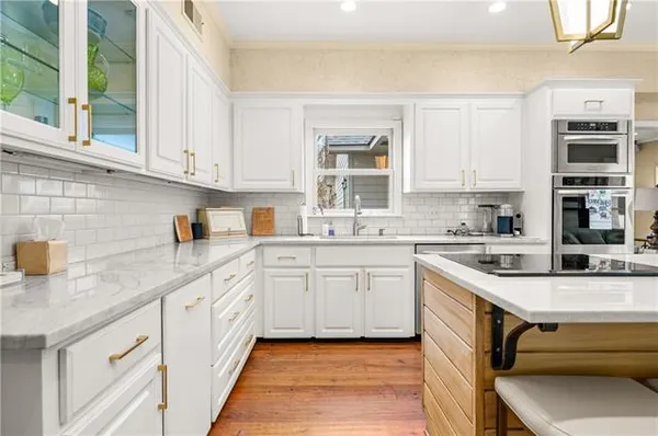 $780,000 | 5721 Courtland Place, Alexandria, LA 71301