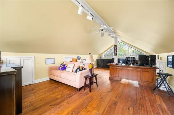$780,000 | 5721 Courtland Place, Alexandria, LA 71301