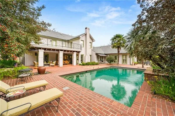 $780,000 | 5721 Courtland Place, Alexandria, LA 71301