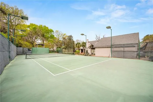$780,000 | 5721 Courtland Place, Alexandria, LA 71301