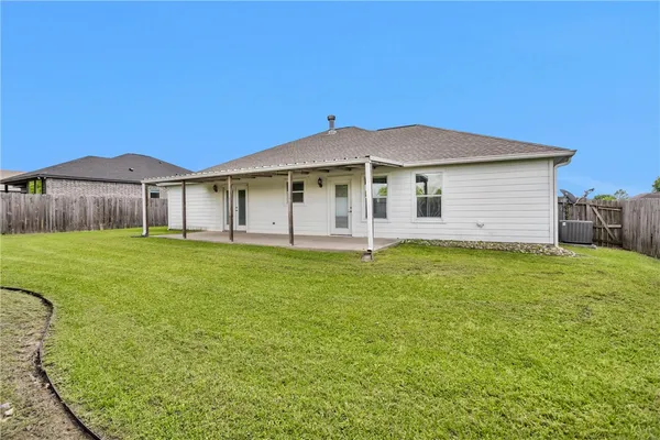 $220,000 | 2301 White Wing, Navasota, TX 77868