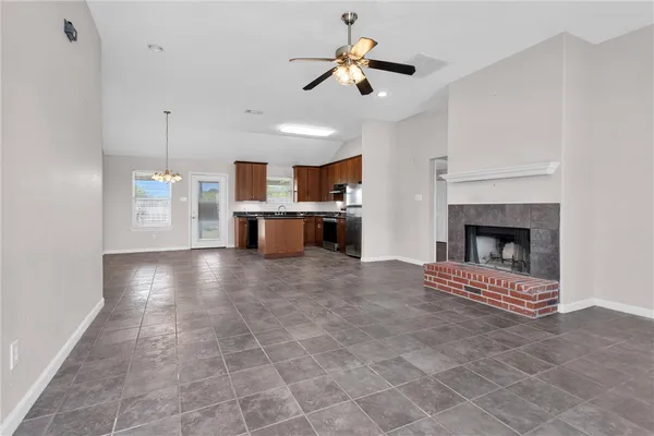 $220,000 | 2301 White Wing, Navasota, TX 77868