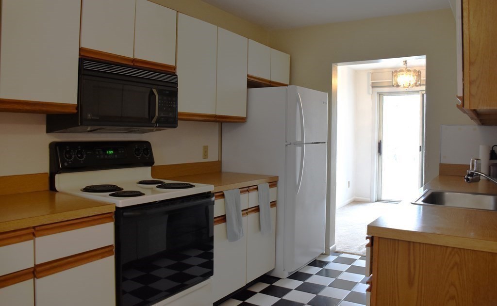 805 Beacon Park Road, Unit 805 Webster, MA 01570 - Photo 14 of 32 Gallery Image 14