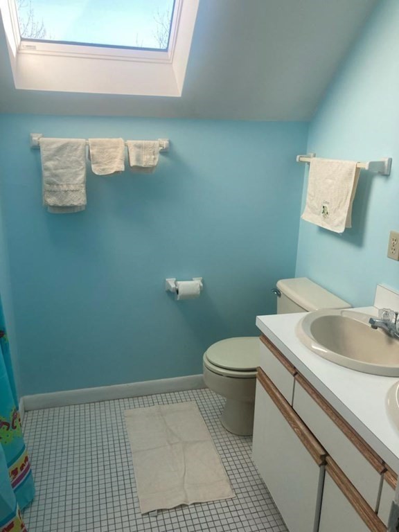 805 Beacon Park Road, Unit 805 Webster, MA 01570 - Photo 9 of 32 Gallery Image 9