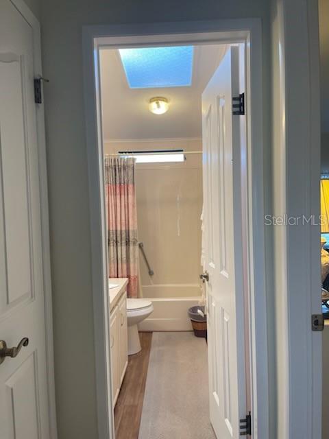 42 Seminole Path Wildwood, FL 34785 - Photo 22 of 59 a bathroom with a tub and toilet