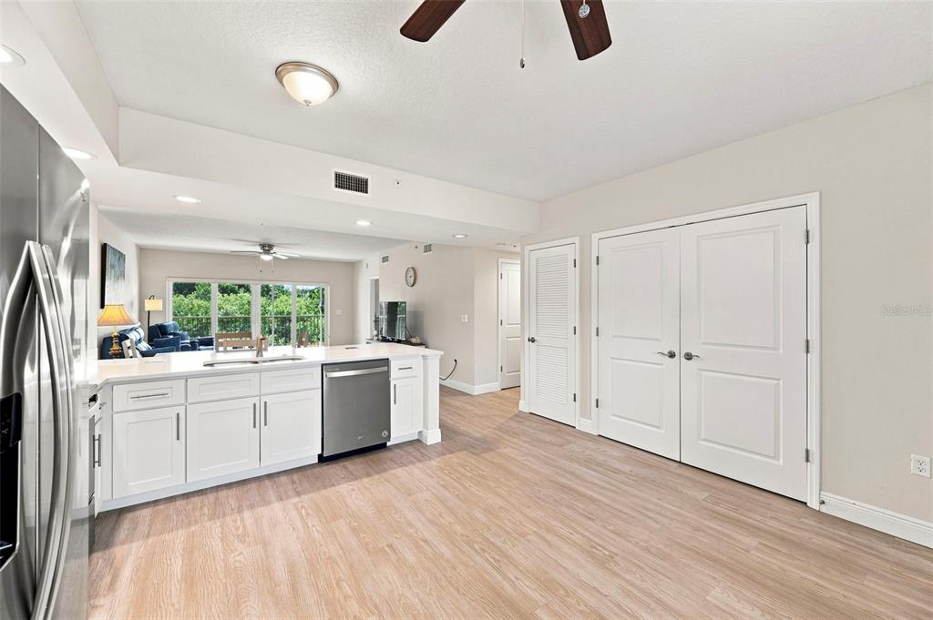 960 Starkey Road, Unit 9205 Largo, FL 33771 - Photo 27 of 51 Gallery Image 27