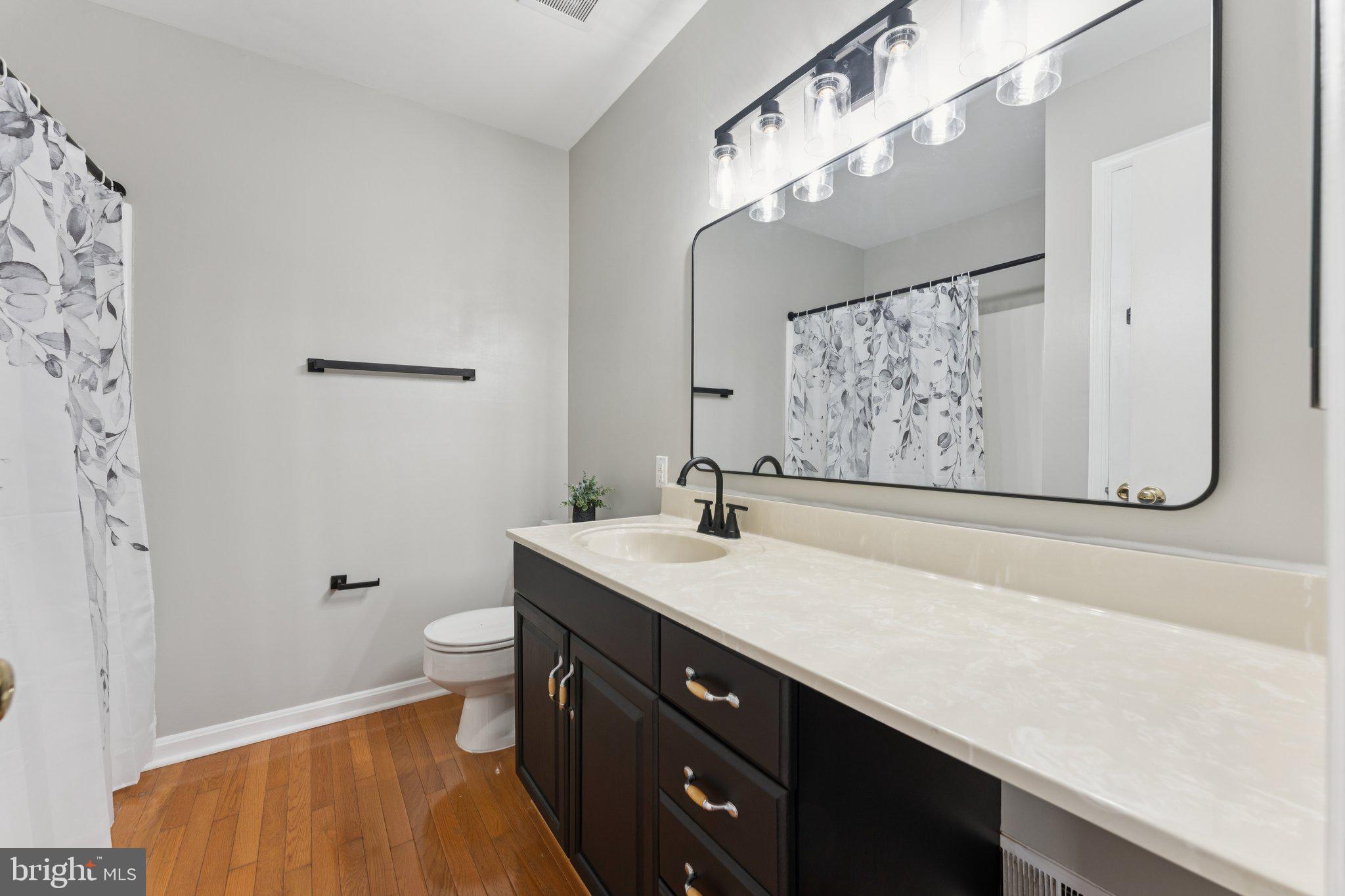 14459 Golden Oak Road Centreville, VA 20121 - Photo 17 of 21