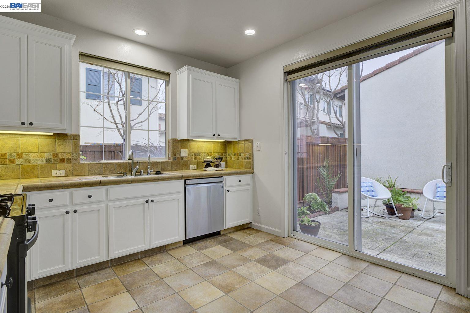 9827 Belladonna Drive San Ramon, CA 94582 - Photo 10 of 42