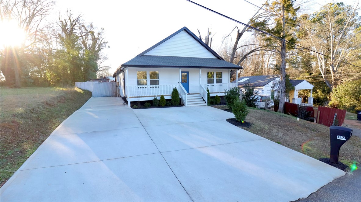 117 Phillips Street Anderson, SC 29625 - Photo 2 of 20