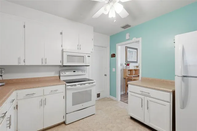 $649,000 | 610 Palm Avenue, Belleair, FL 33756