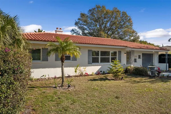$579,000 | 610 Palm Avenue, Belleair, FL 33756