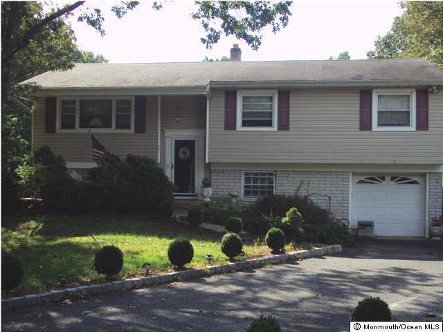 835 Hyson Road Jackson, NJ 08527 - Photo 1 of 3 Primary Photo