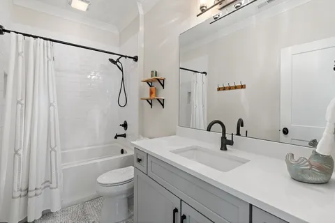 $1,899,000 | 2006 A Overhill Drive, Nashville, TN 37215