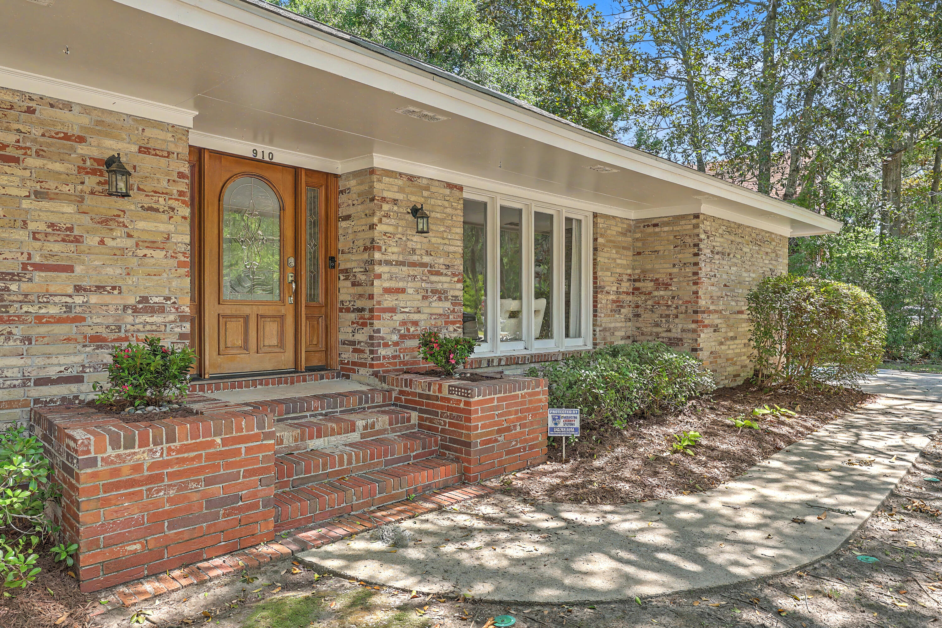 910 Regatta Road Charleston, SC 29412 - Photo 4 of 39 Front view