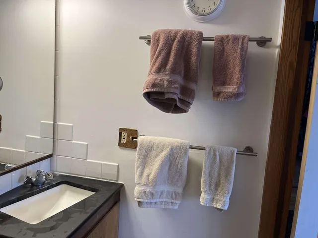 $495,000 | 149 Folsom Brk Drive, Waitsfield, VT 05673